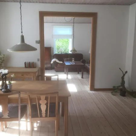 Herlebo Feriehus *